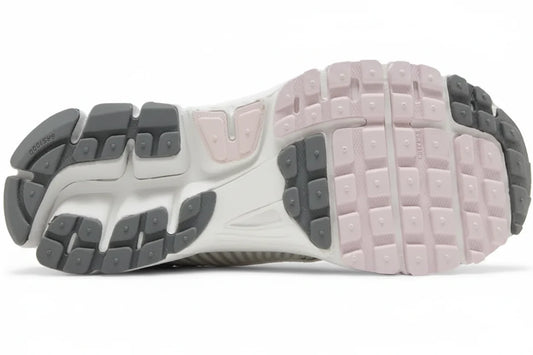 Wmns Air Zoom Vomero 5 '520 Pack - Pink Foam'
