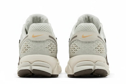 Wmns Zoom Vomero 5 'Light Bone Sesame'