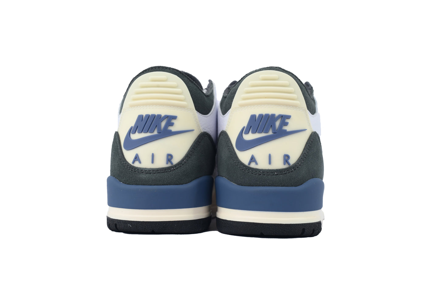 A Ma Maniére x Air Jordan 3 Retro OG SP 'For The Love'