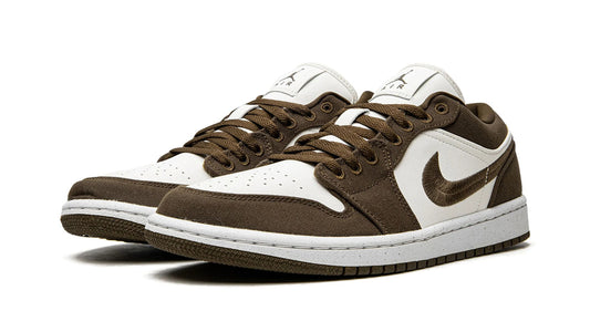 AIR JORDAN 1 LOW WMNS "Light Olive"