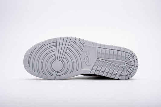 Air Jordan 1 Retro High OG 'Neutral Grey'