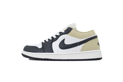 Air Jordan 1 Low GS 'Summit White Off Noir'