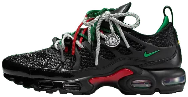 Air Max Plus Homecoming 'Black University Red Court Green'