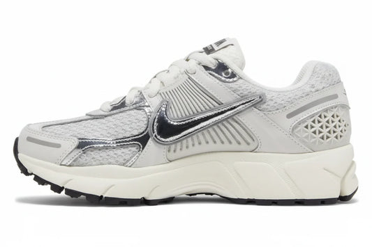 Wmns Air Zoom Vomero 5 'Photon Dust Metallic Silver'