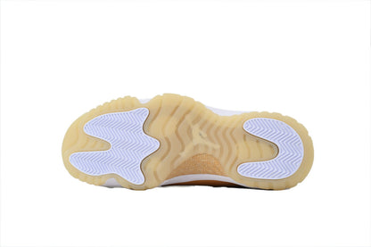 Wmns Air Jordan 11 Low 'Mother's Day'