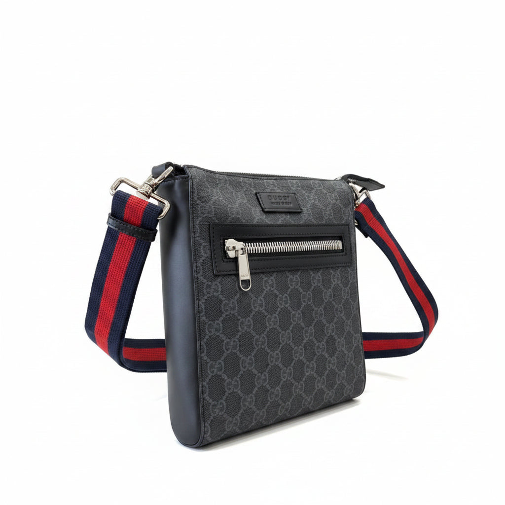 Gucci GG Supreme Small Messenger Bag 'Black'