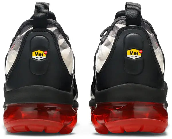 Air VaporMax Plus 'Black Red'
