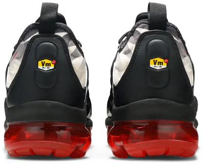 Air VaporMax Plus 'Black Red'