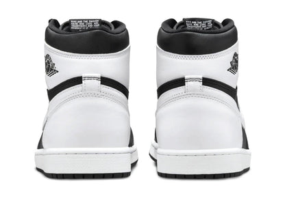Air Jordan 1 Retro High OG Black White Man