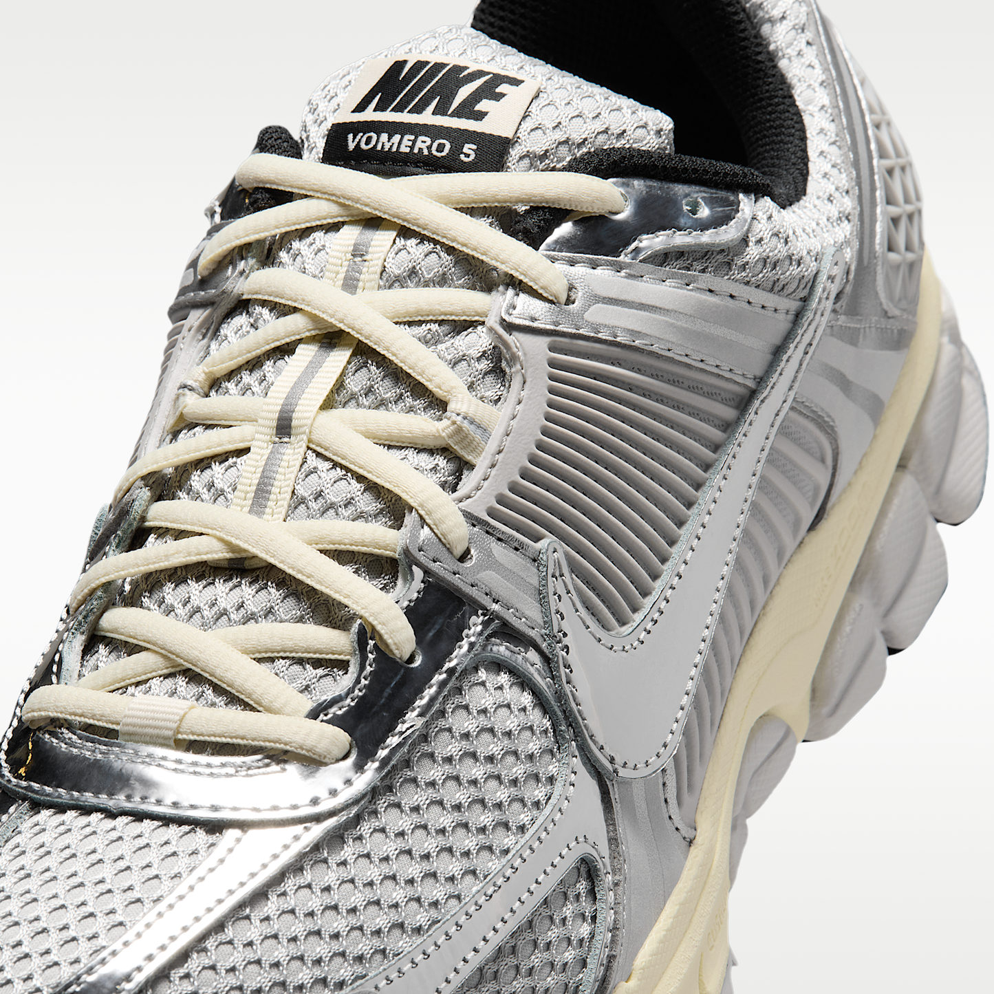 Nike Zoom Vomero 5