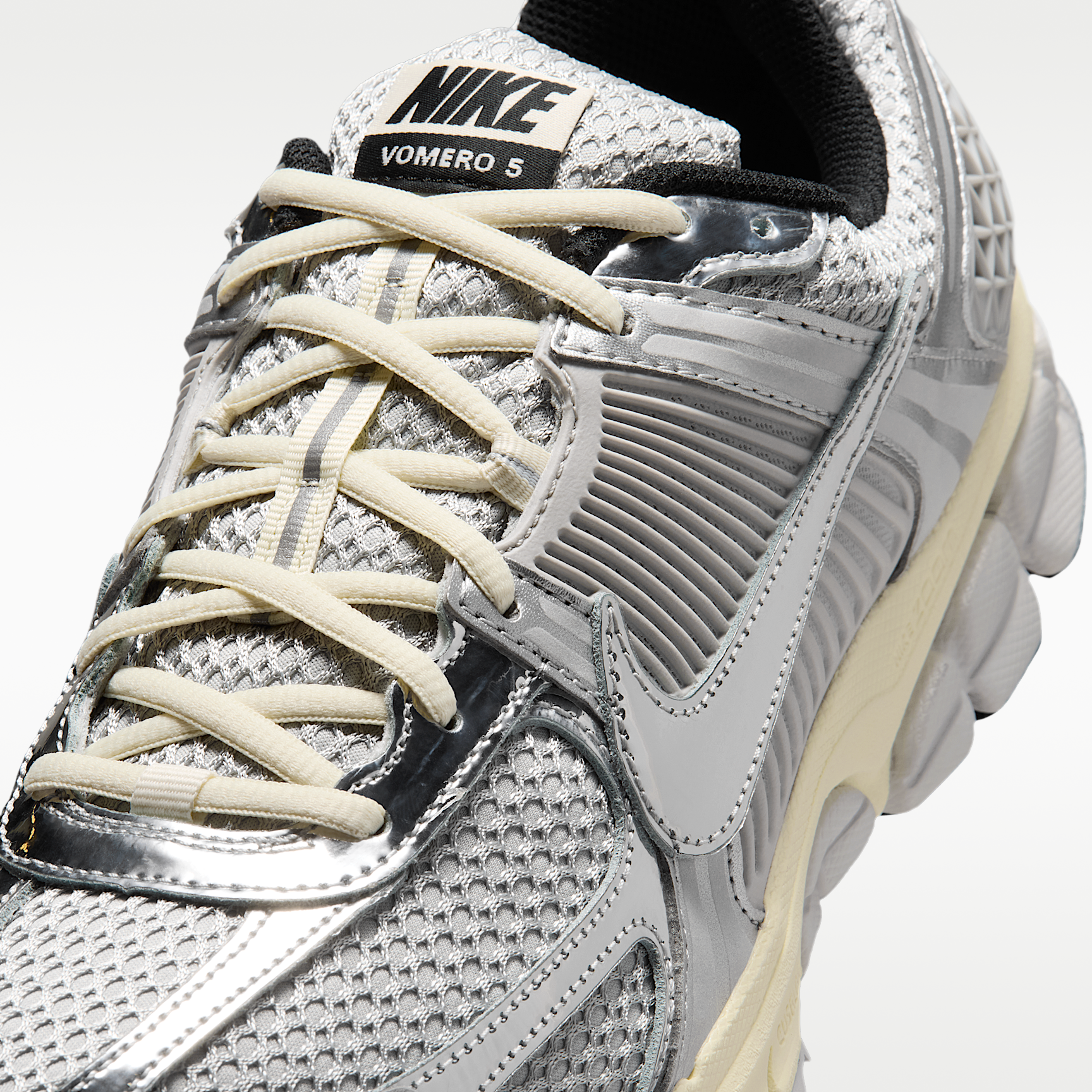 Nike Zoom Vomero 5