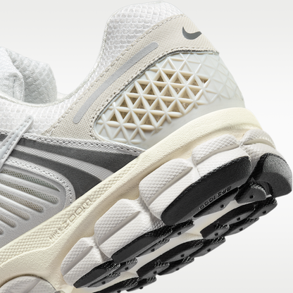 Nike Zoom Vomero 5 SE