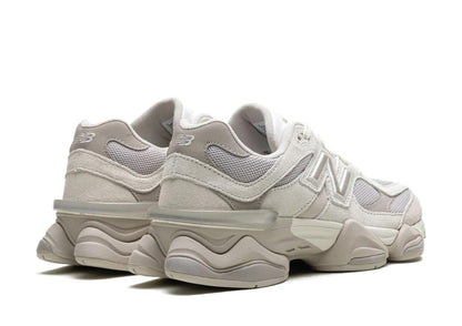 New Balance 9060 Grey moonbeam