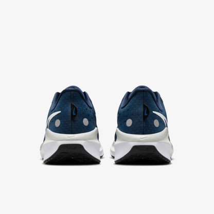 Vomero 17 Midnight Navy Racer Blue
