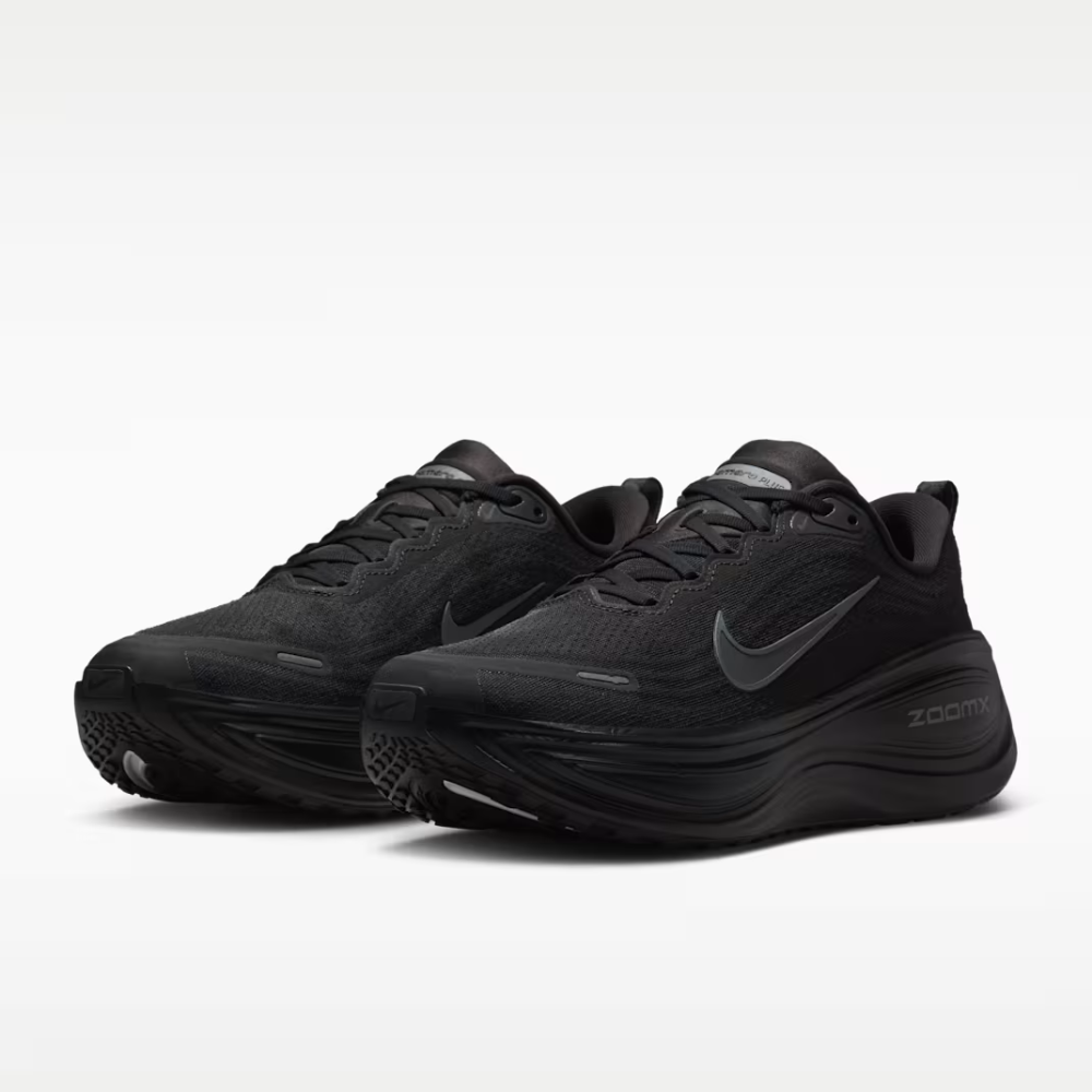 Vomero Plus Black