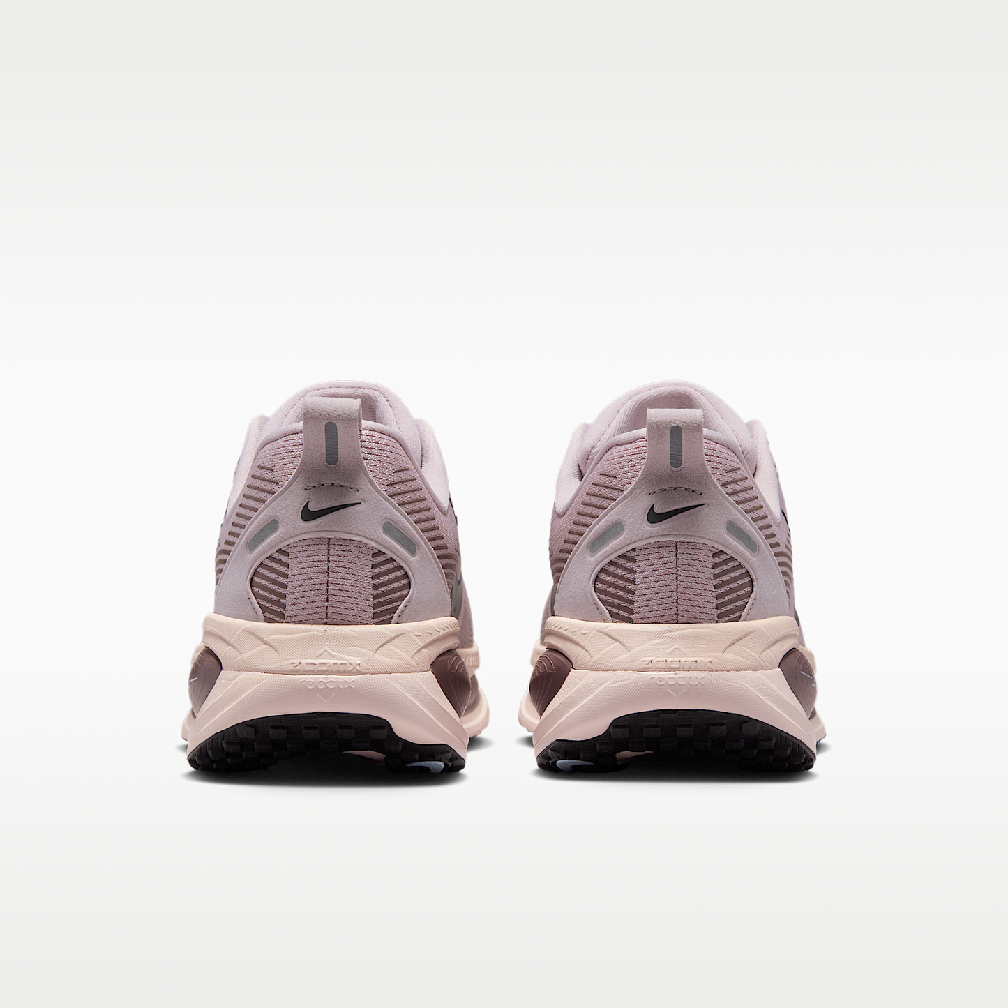 Nike Vomero 18