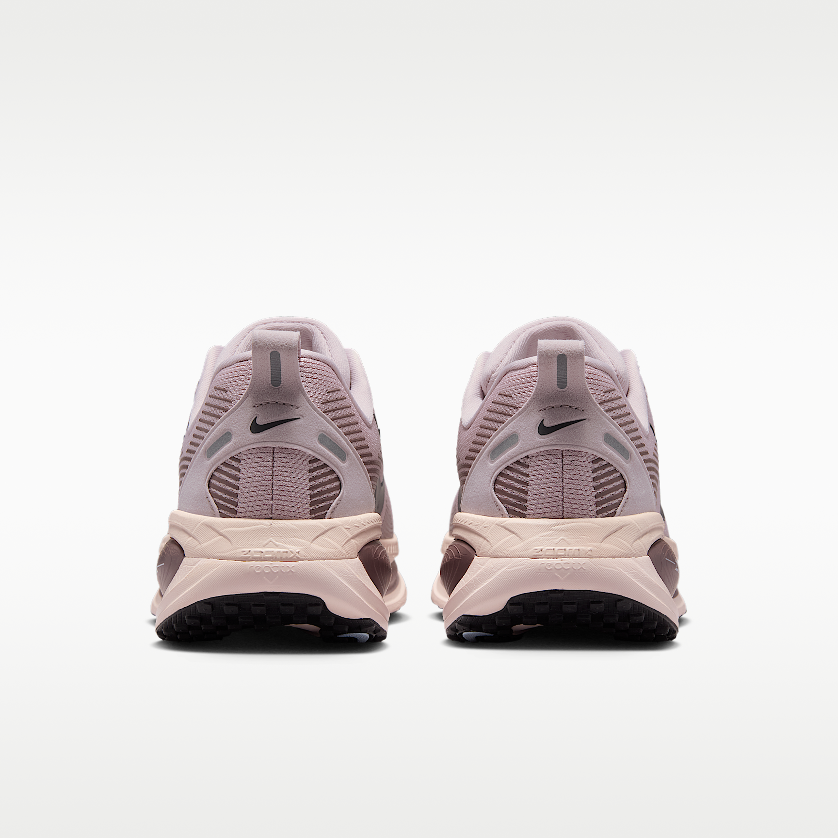 Nike Vomero 18