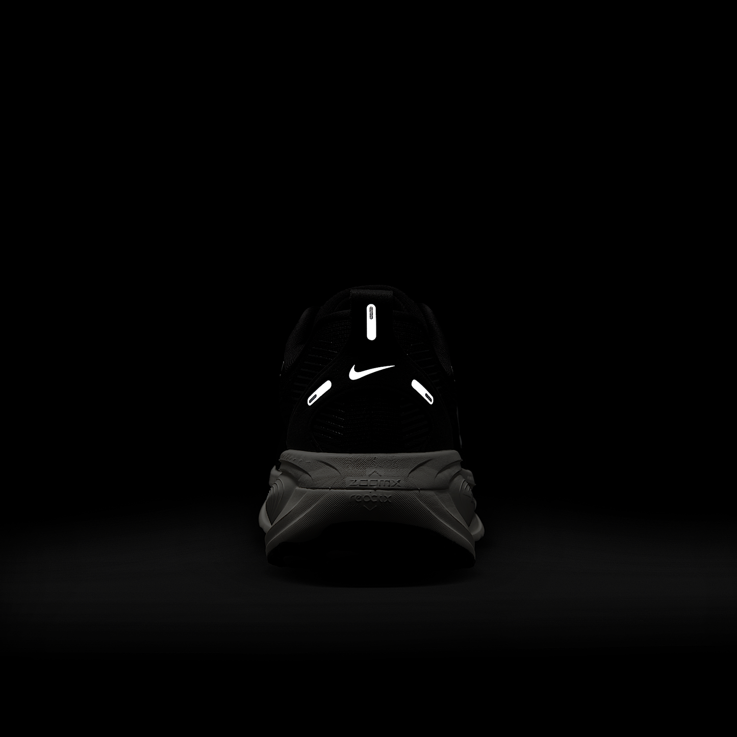 Nike Vomero 18