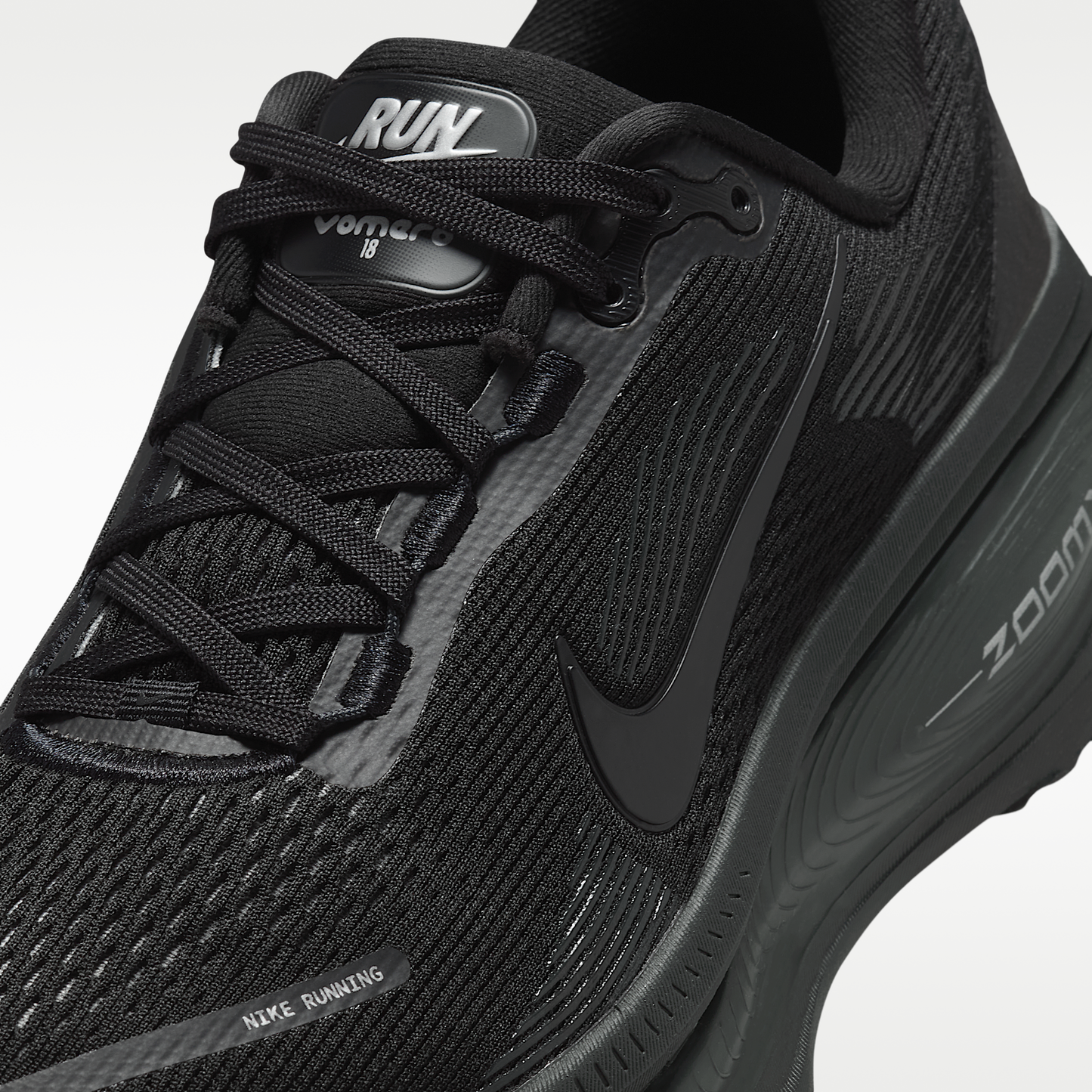 Nike Vomero 18