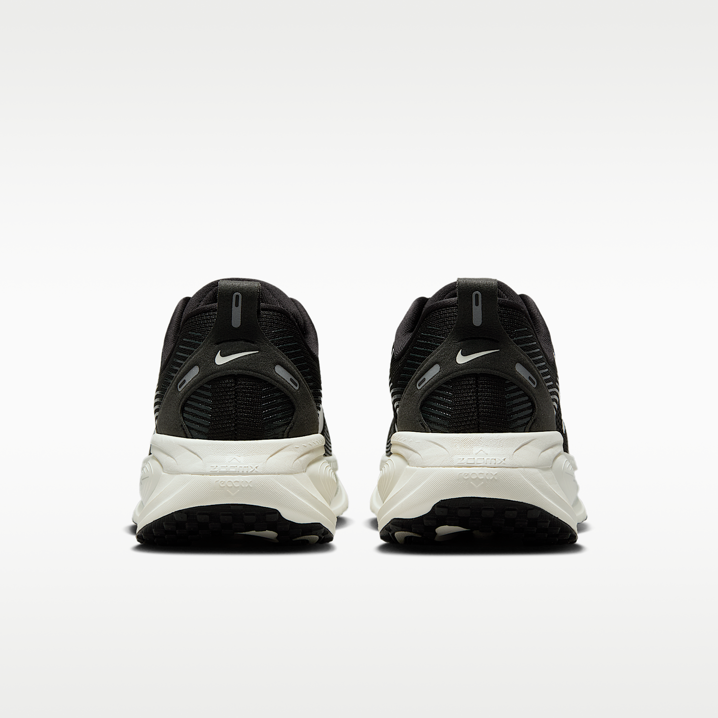 Nike Vomero 18