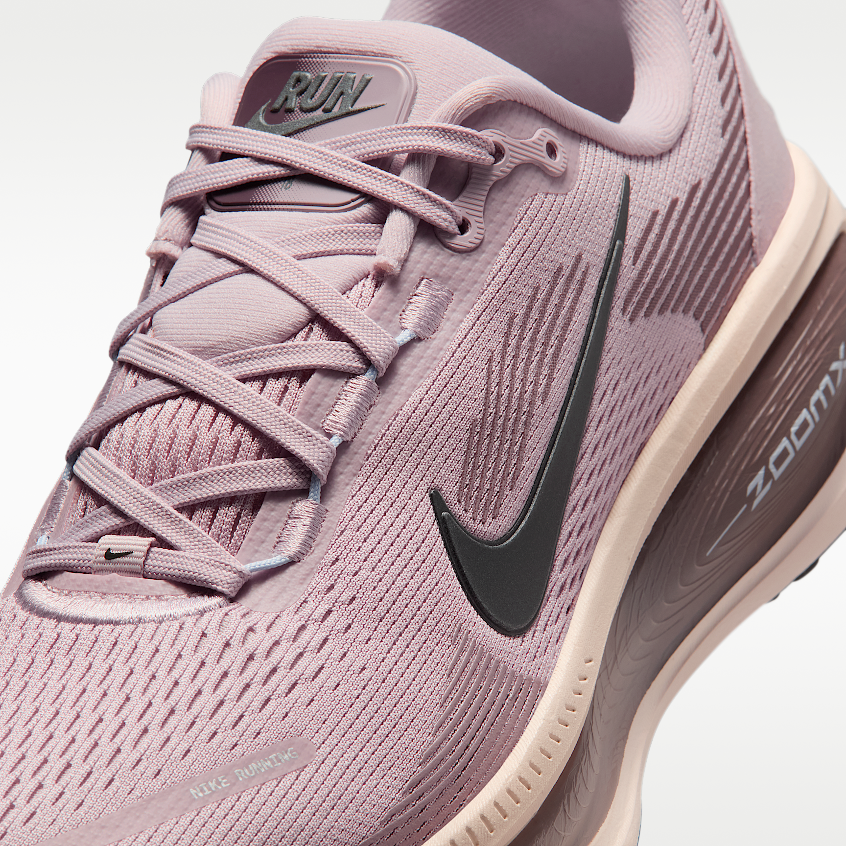 Nike Vomero 18