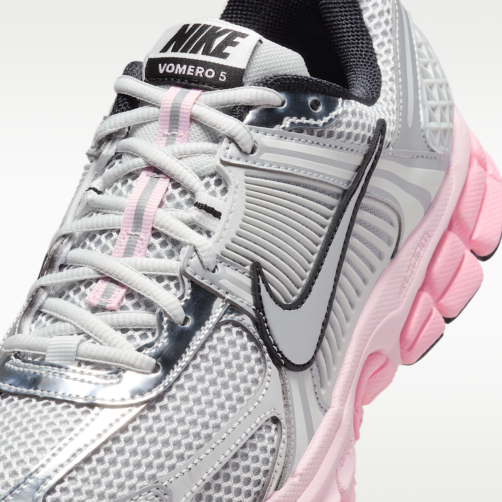 Nike Zoom Vomero 5