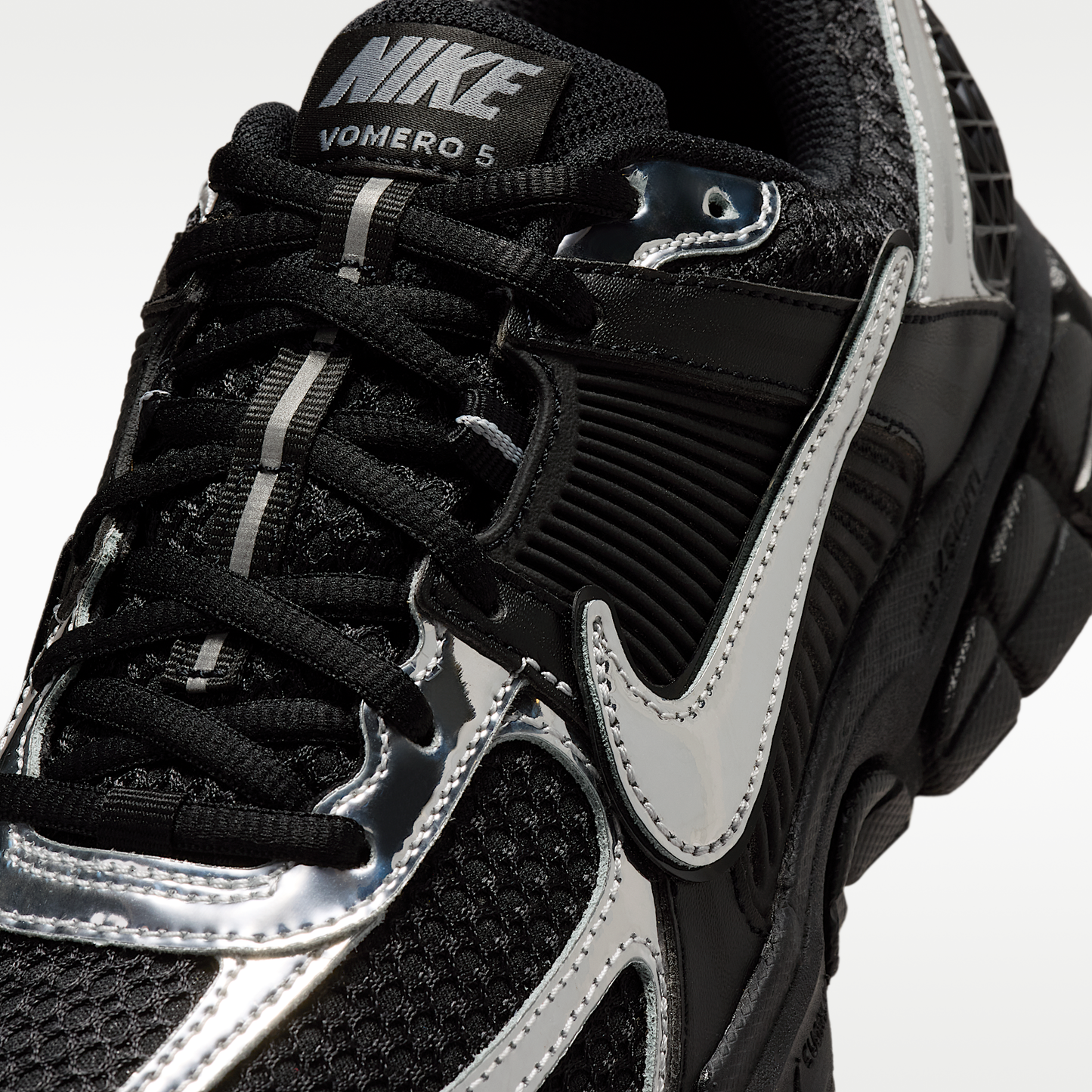 Nike Zoom Vomero 5