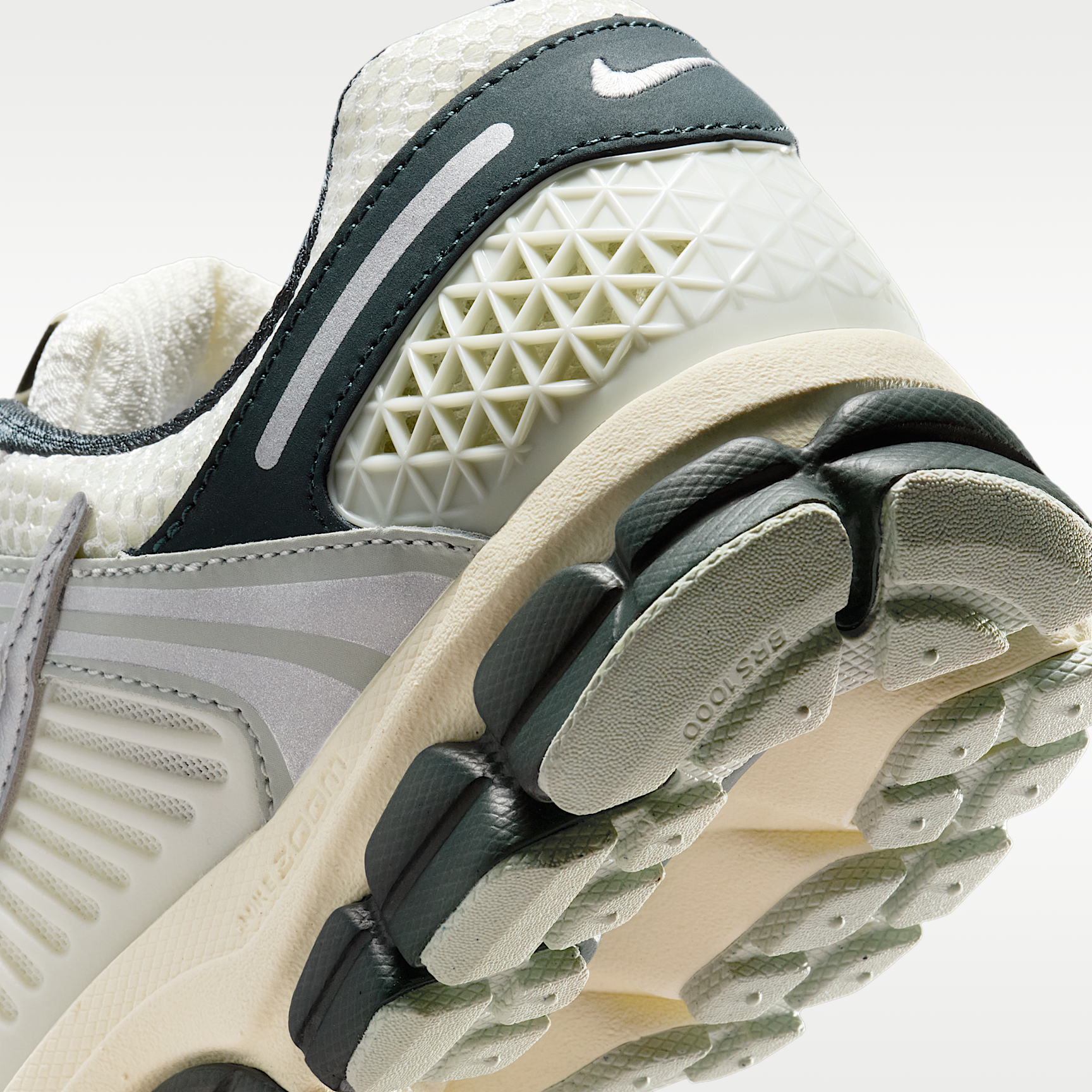Nike Zoom Vomero 5