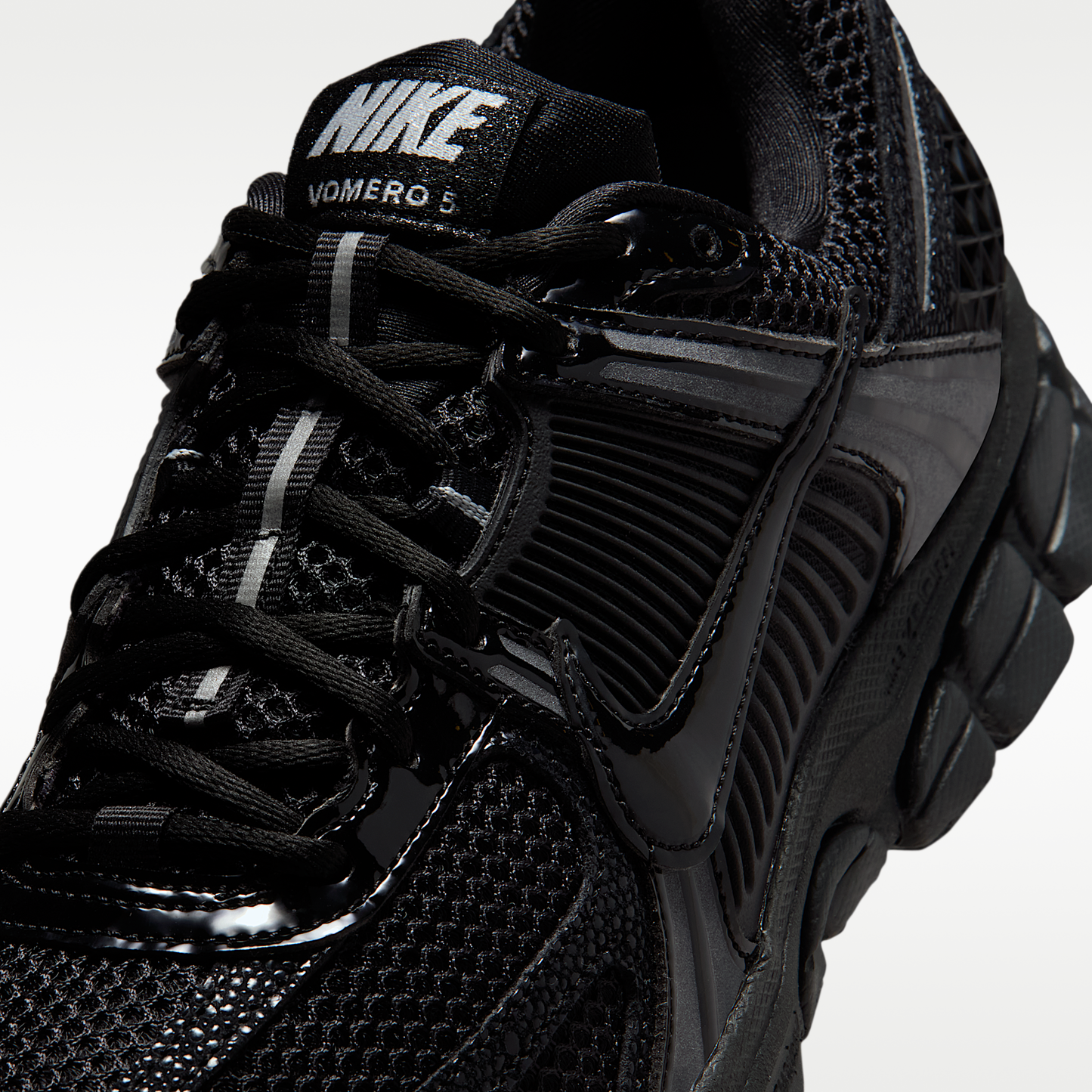 Nike Zoom Vomero 5
