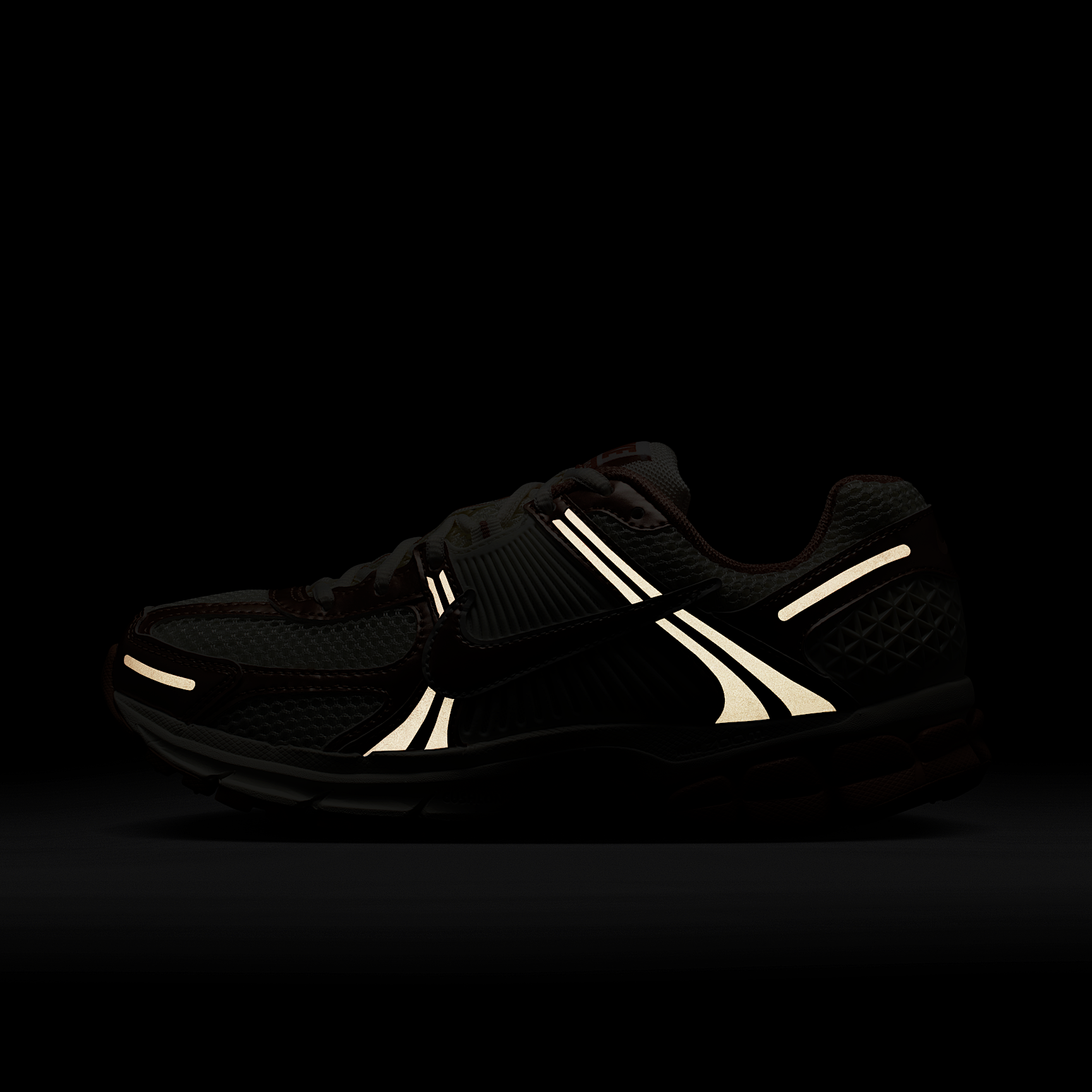 Nike Zoom Vomero 5 "Rose Gold"